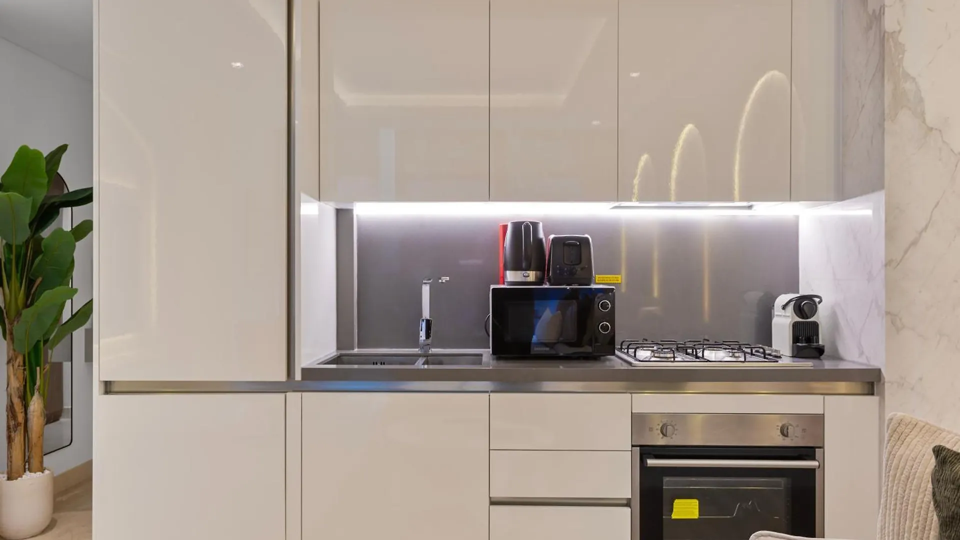 Luxury Living Studio In The Heart Of Business Bay Dubaj Zjednoczone Emiraty Arabskie